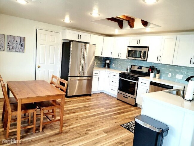 Foto del edificio - 1 br, 1 bath House - 670 Matagual Drive