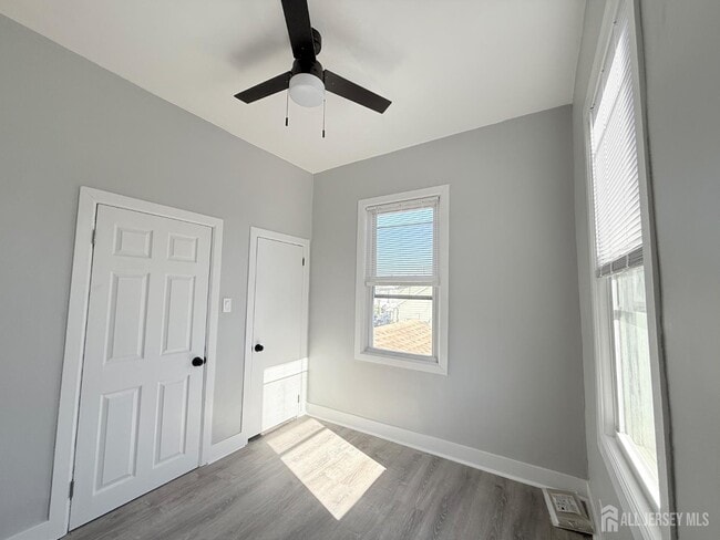 Building Photo - 46 Hayward Ave