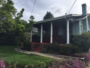 Building Photo - 1599 James Ave