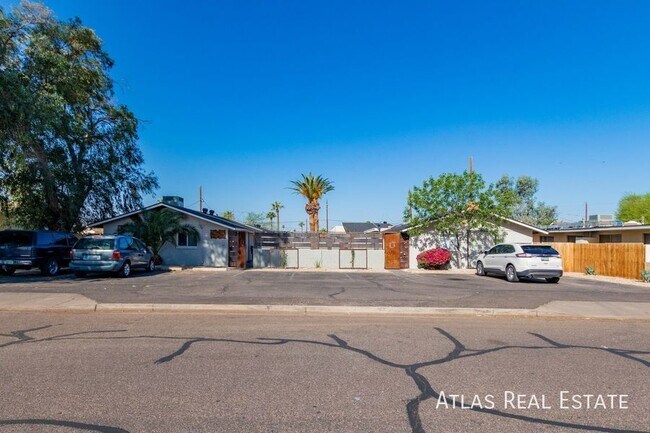 Foto del edificio - 4310 N 14th St