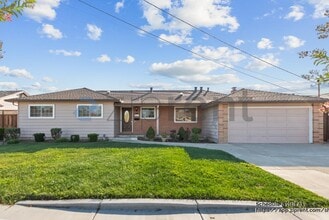 Building Photo - 38289 Ballard Dr