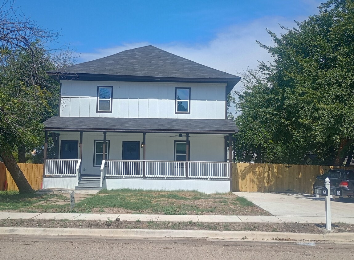 Foto principal - 909 N 16th St
