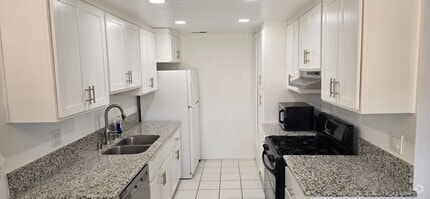 Building Photo - 1437 Clemson Way