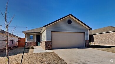 Building Photo - 3333 Hondo Ter