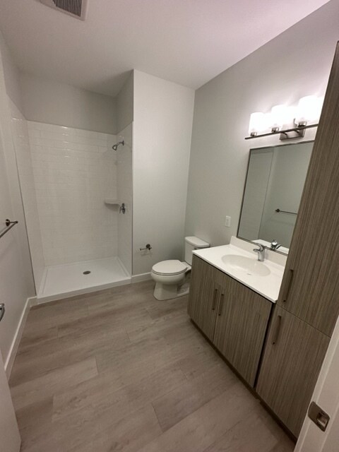 Foto del edificio - 1148 N Shore Rd