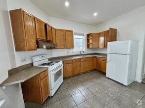 Building Photo - 49 Stanwood St