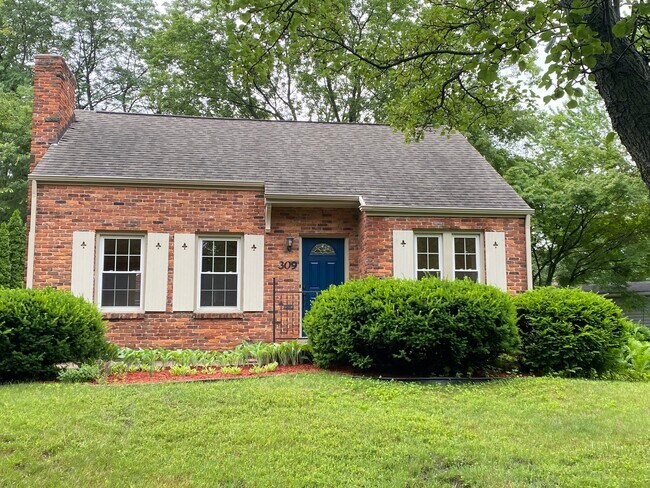 Charming front - 309 Helen St