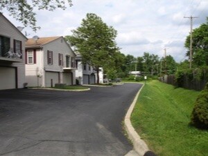 Building Photo - 5042 Woodmark Dr