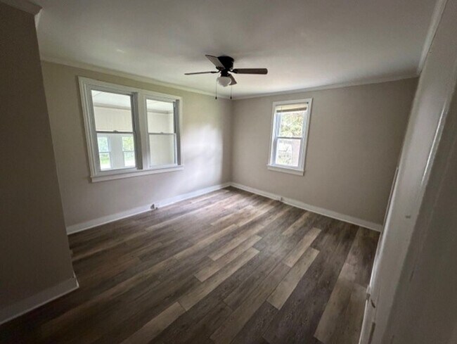 Foto del edificio - $1600 Ranch home for rent