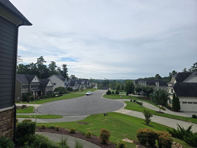 Foto del edificio - Stately 5BR, 5BA Home with Office, Flex Sp...
