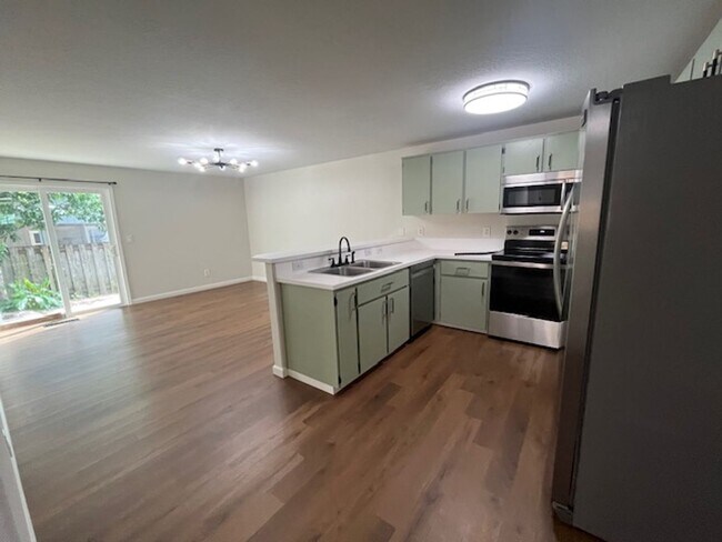 Foto del edificio - 3 Bedroom 2 Bath Lafayette OR 97127