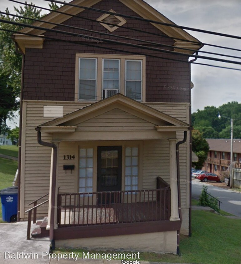 Primary Photo - 2 br, 1.5 bath House - 1314 Apple St