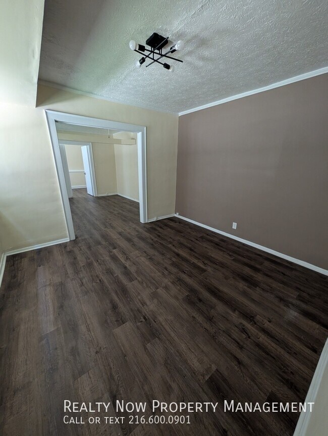 Foto del edificio - 2453 Overlook Rd