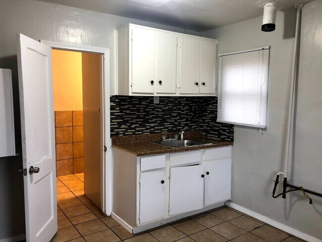 Foto del edificio - Recently renovated 1 Bed 1 Bath in OKC!
