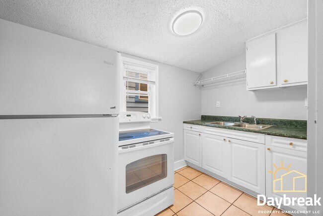 Foto del edificio - 112 E Anderson St