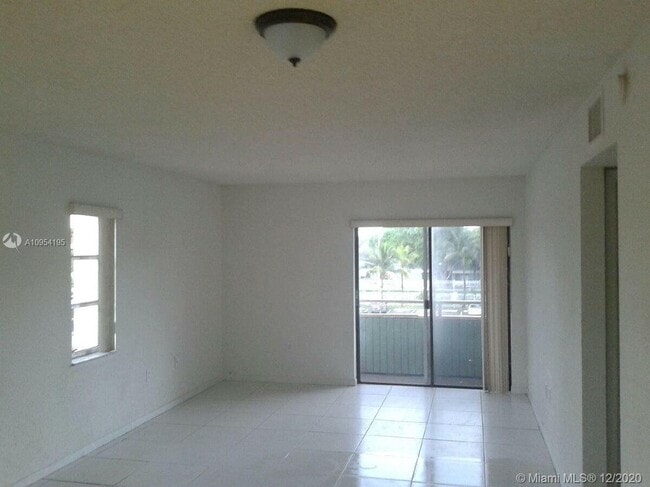 Building Photo - 17530 NW 68th Ave