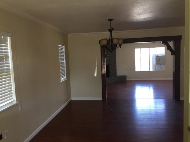 Building Photo - 14433 Mojave Ln