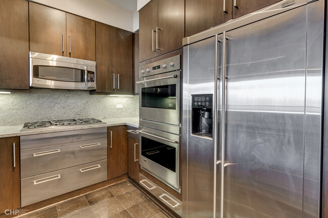 Foto del edificio - 1211 S Prairie Ave