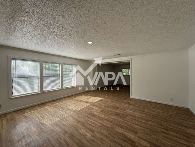 Building Photo - 7003 Beech Trail Dr