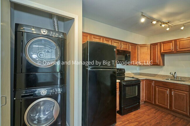Foto del edificio - 1bd/1ba in Cluster of Woodlawn Alexandria