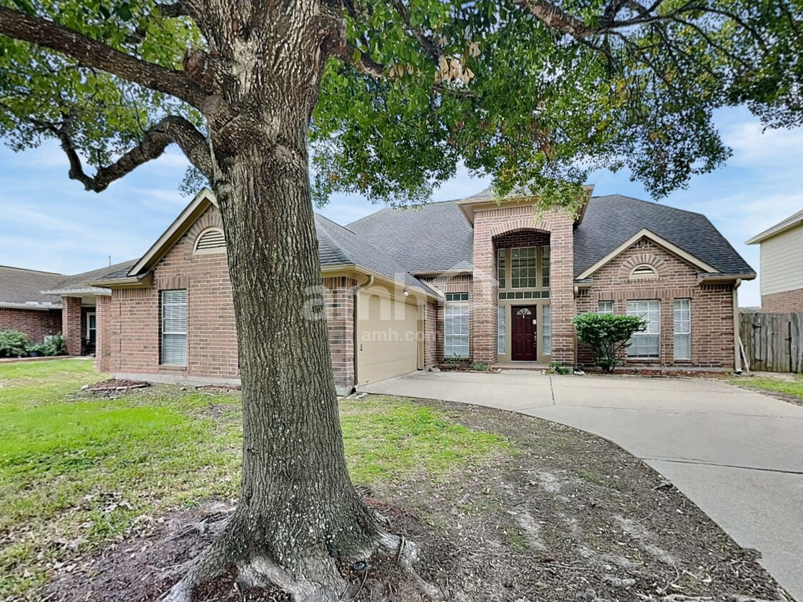 Foto principal - 21231 Riverside Ridge Ln