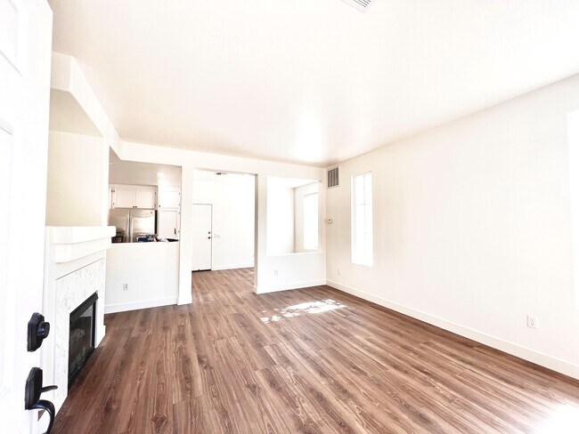 Foto del edificio - 25532 Schubert Cir