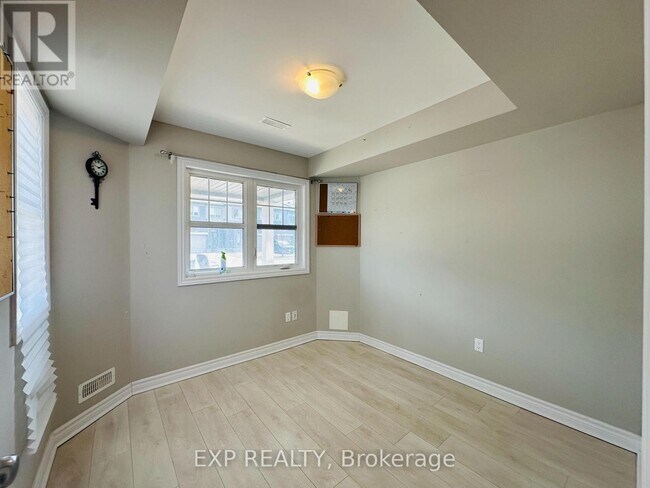 Building Photo - 2489 Waterlilly Way