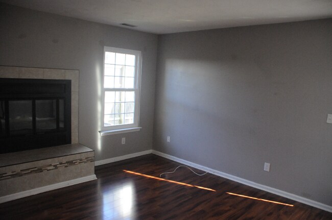 Foto del edificio - 532 Birdneck Rd N