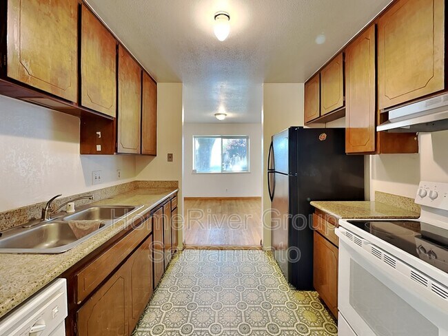 Building Photo - 7110 Chandler Dr