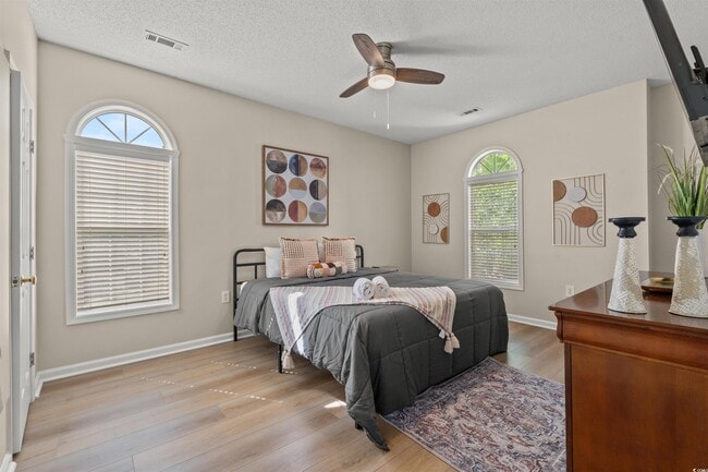 Foto del edificio - 9780 Leyland Dr