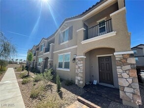 Building Photo - 460 Ylang Pl