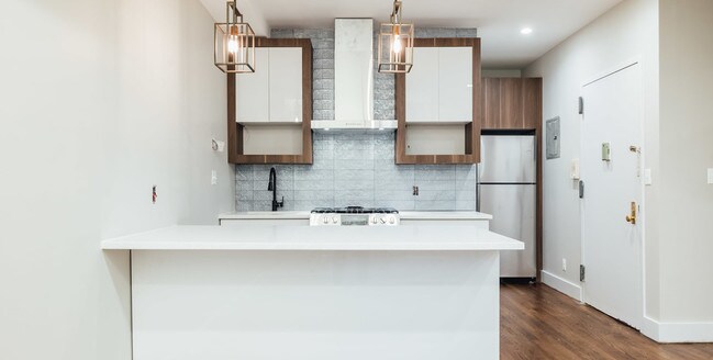 Foto del edificio - 389 Willoughby Ave