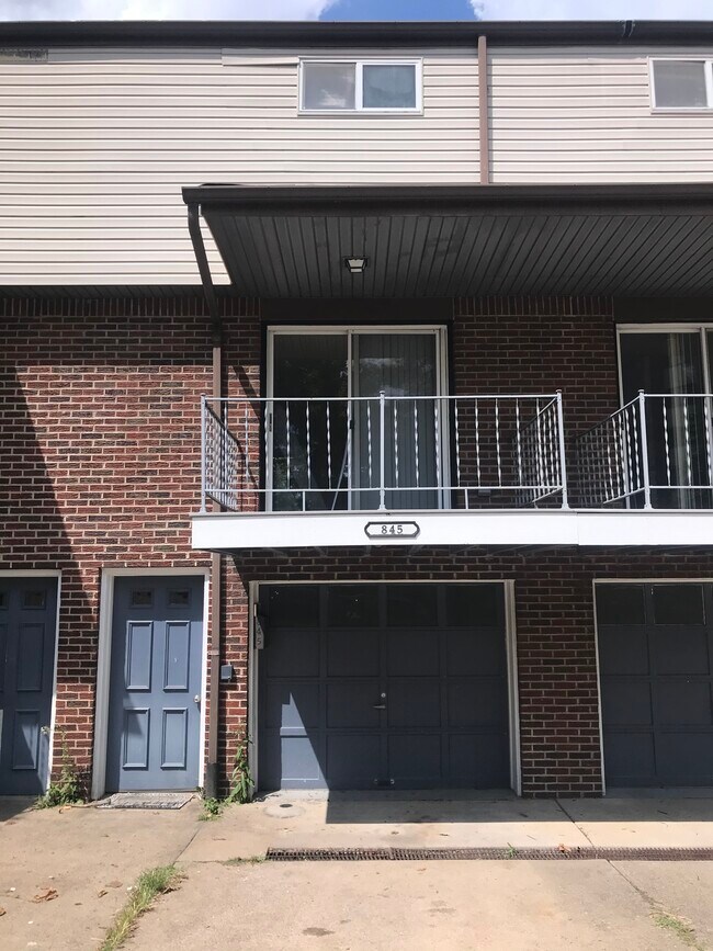 Foto del edificio - 738 Washington Ave