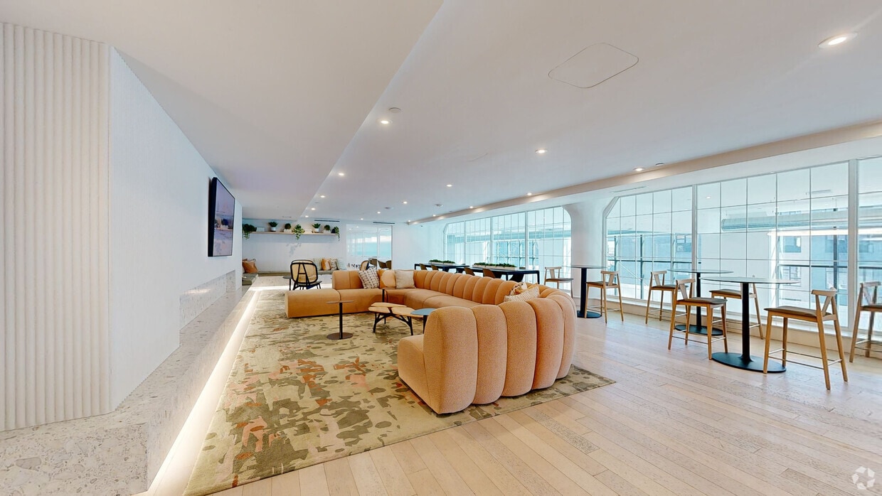Photo - The Poplar Apartments