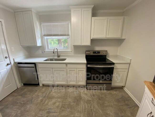 Foto del edificio - 3127 Barringer Dr