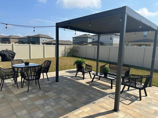 Foto del edificio - 32060 Hawthorne Cottage Pl