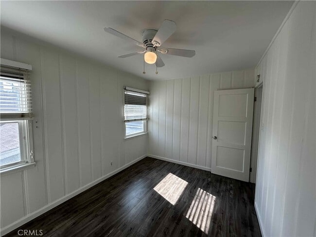 Building Photo - 224 Bayview Dr