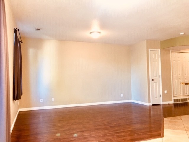 Foto del edificio - 3 Bedroom/2.5 Bathroom Townhome In Lehi