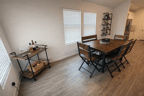 Foto del edificio - 5822 Vestige Bnd