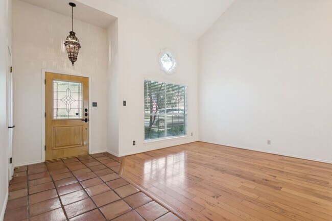 Foto del edificio - 2535 Chestnut Bend