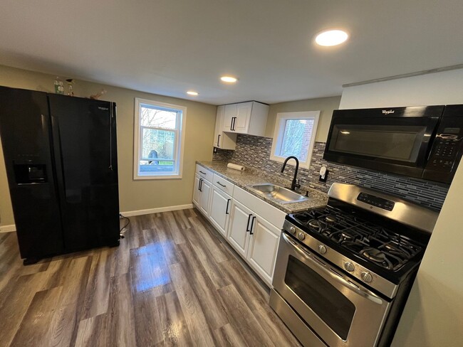 Foto del edificio - Ohio Ave, Trenton, NJ well-maintained 3-bedroom, 1-bath home
