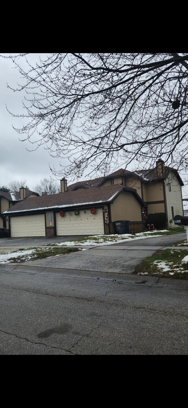 Foto del edificio - 1144 Country Creek Ln