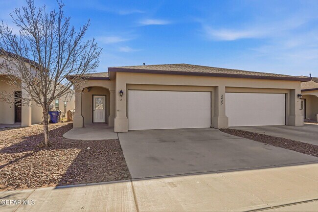 Foto del edificio - 3425 Dana Grey Dr