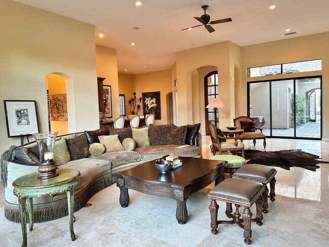 Foto del edificio - 46710 Bradshaw Trail