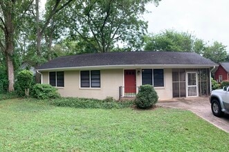 Building Photo - 145 Seminole Ave