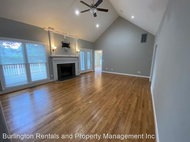 Building Photo - 3 br, 2 bath House - 105 Avenue of Trees