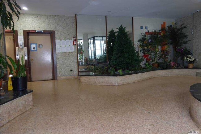 Foto del edificio - 41-07 Bowne St