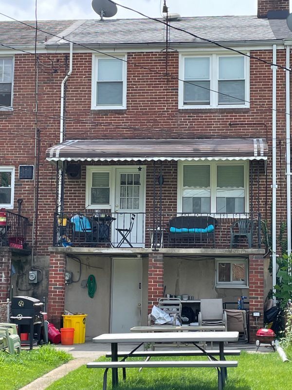 Foto del edificio - 908 Evesham Ave