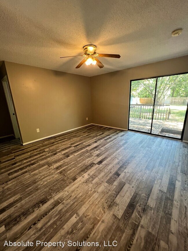 Building Photo - 3 br, 1.5 bath House - 1722 N Drury Ave