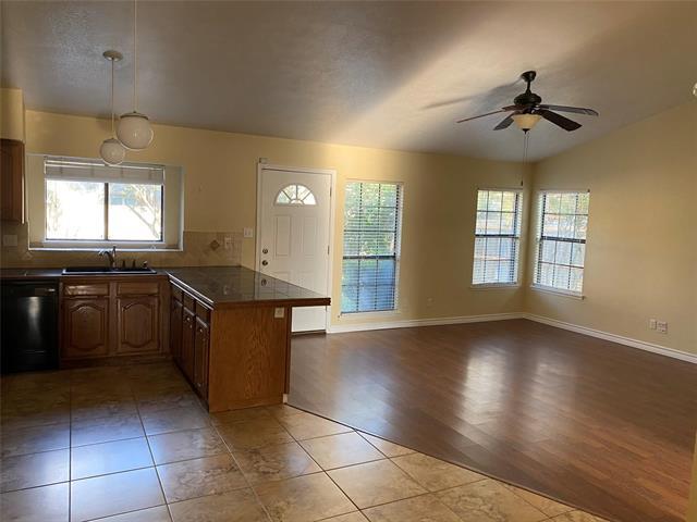 Building Photo - 6800 Darton Dr